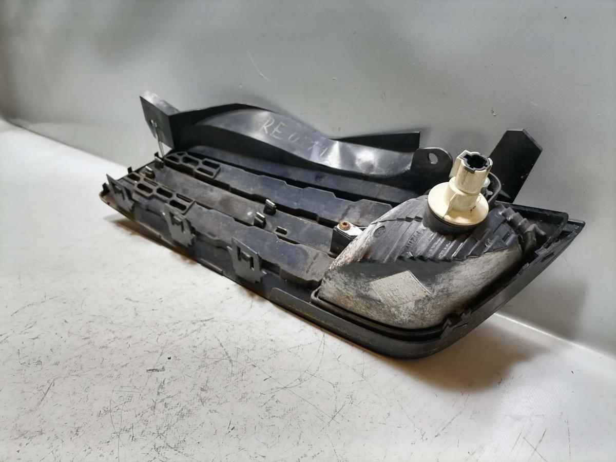 Nissan Micra K12 original K&uuml;lergrill mit Blinker rechts Facelift Bj.2005